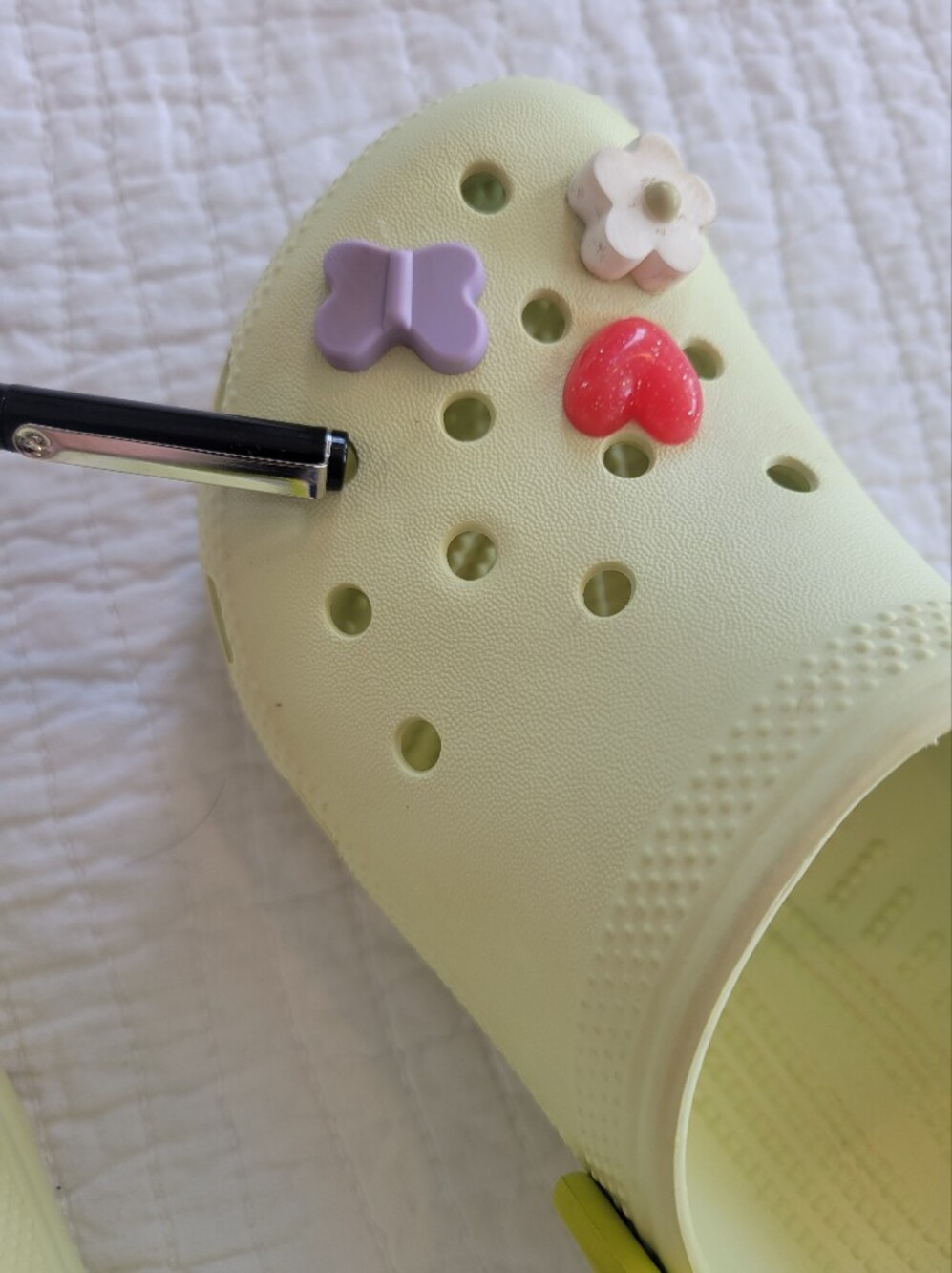 Kids CROCS Friendship Bracelet Style Light Green Clog Sandals - Picture 6 of 6